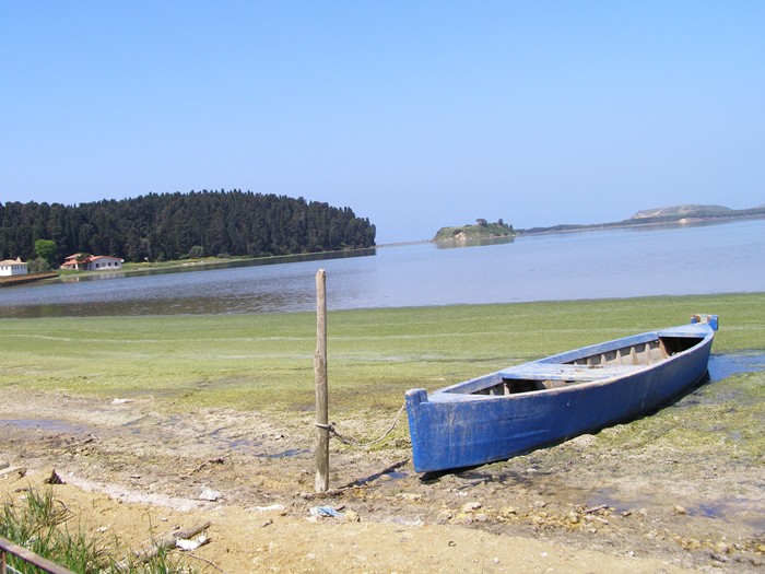 Bei Narte Boot Kloster Shen Meria