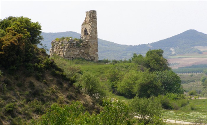 Landschaft bei Amphipolis, Wehrturm ber Brckenanlage Strymo